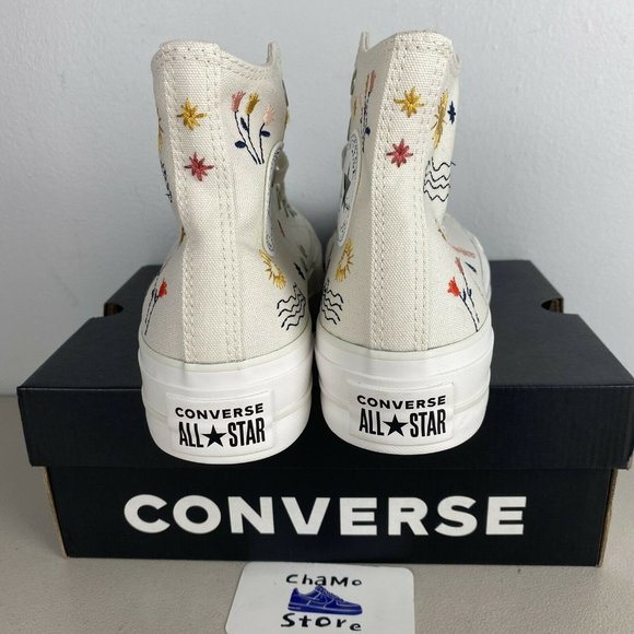Converse Women’s Chuck Star It's Okay To Wander Platform - Picture 4 of 15